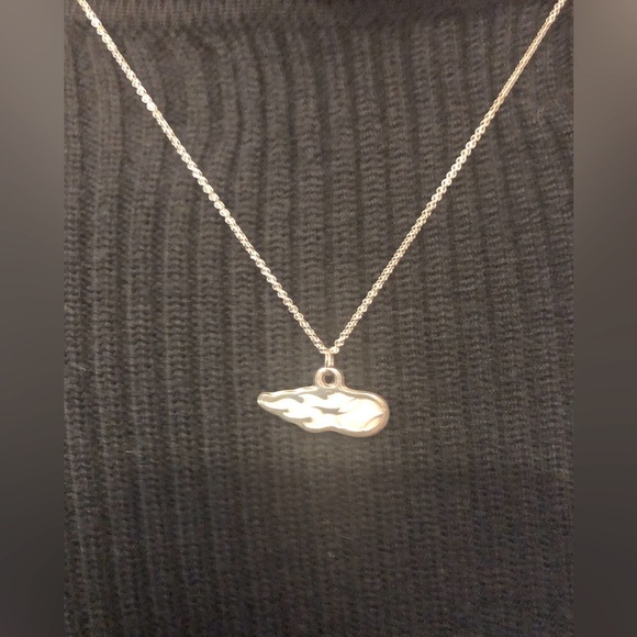 Authentic Tiffany Custom US Open Flaming Ball Chain and Nacklace, 18” - Picture 6 of 9